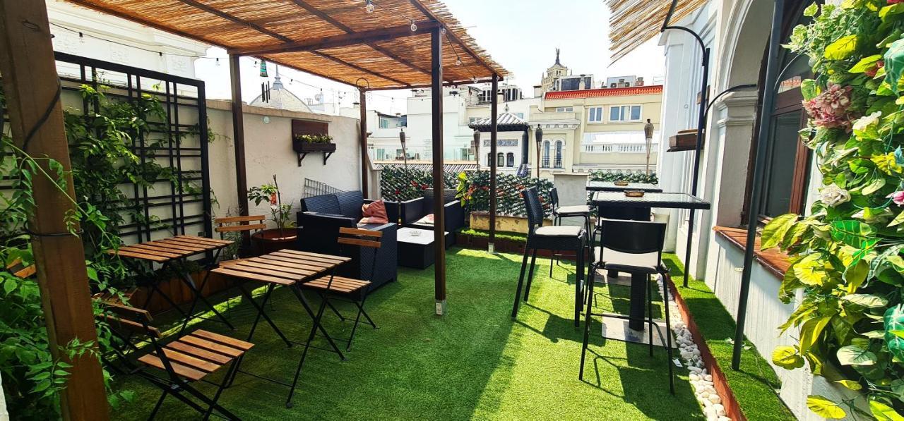 Green Hostel Madrid Gran Via Buitenkant foto